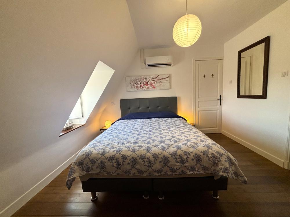 la chambre double à l'étage 