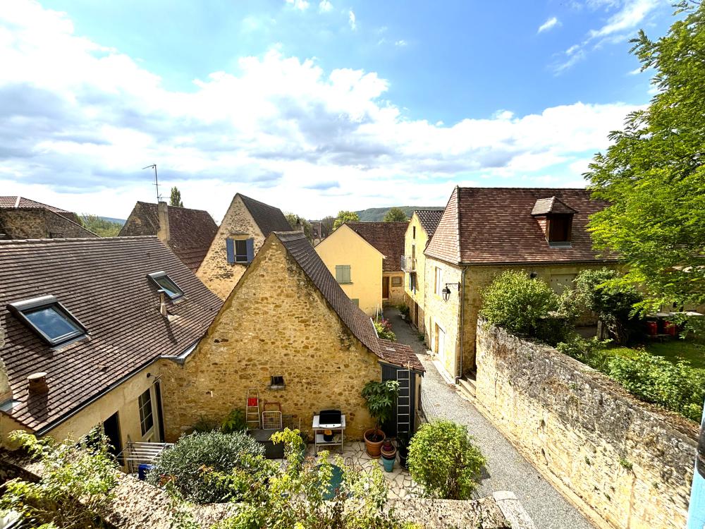 Vue sur les toits du village depuis la chambre 