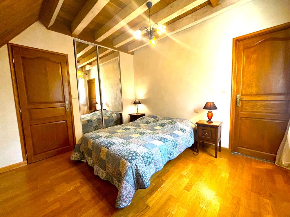 La cinquième chambre double à l'étage 