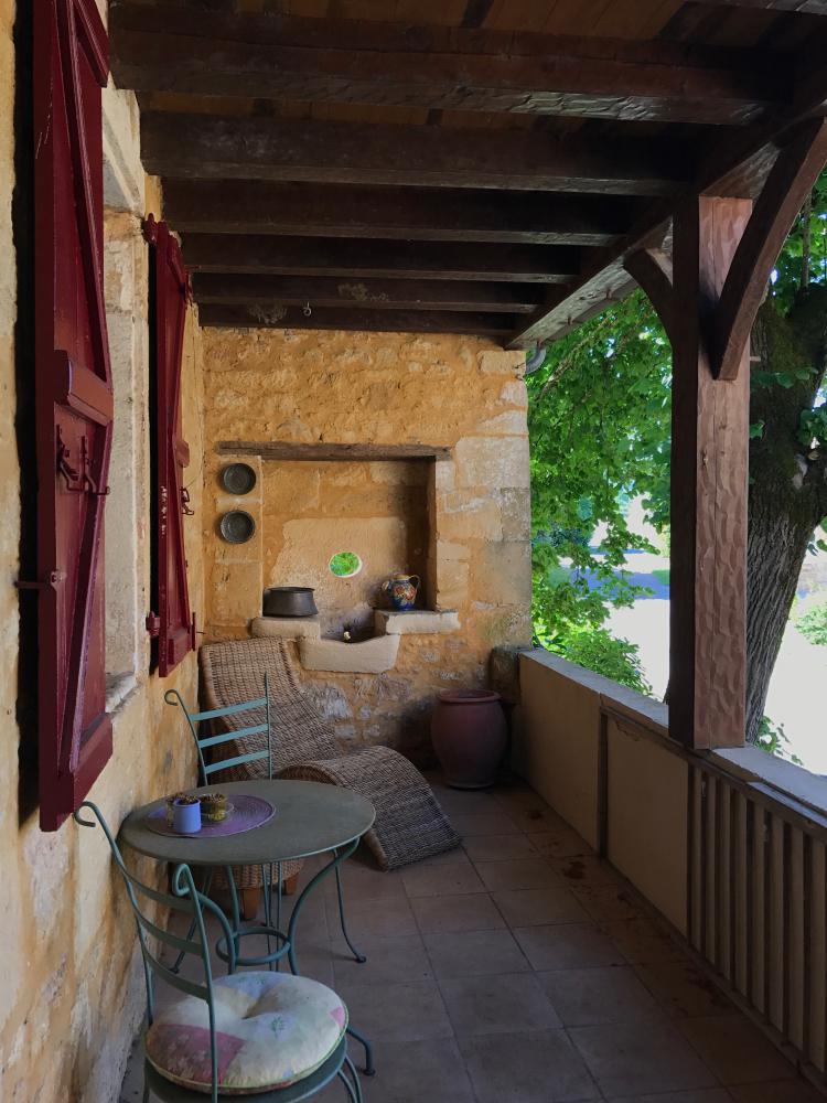 La terrasse coté route