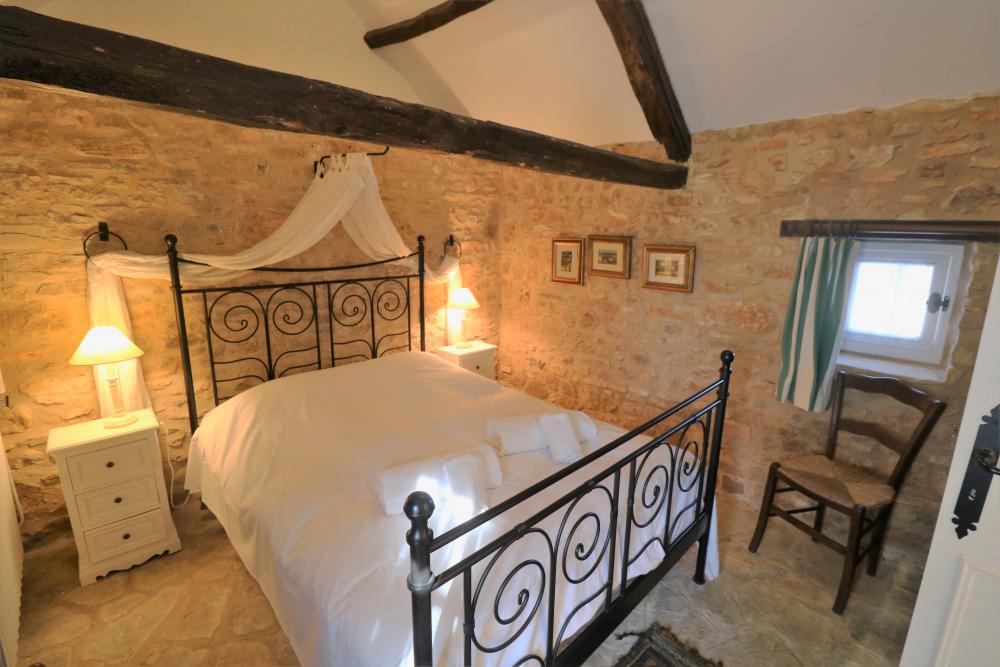 La Bergerie - chambre accessible via l'extérieur