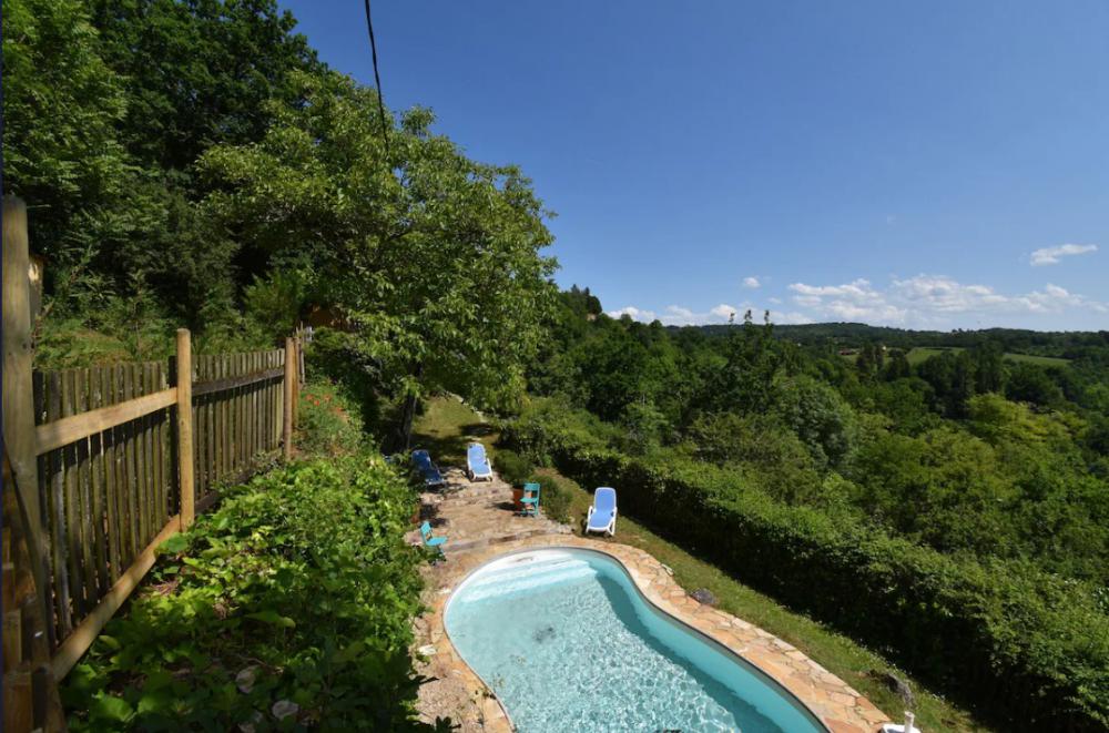 La piscine à la Falaise
