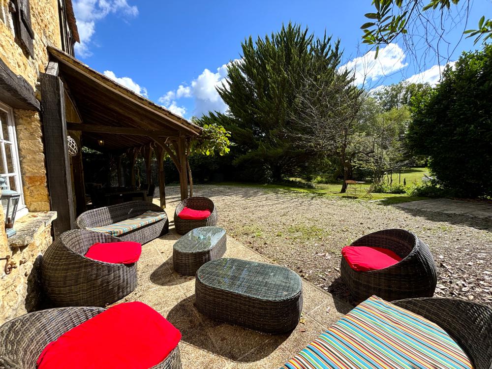 le salon de jardin, idéal pour la détente 