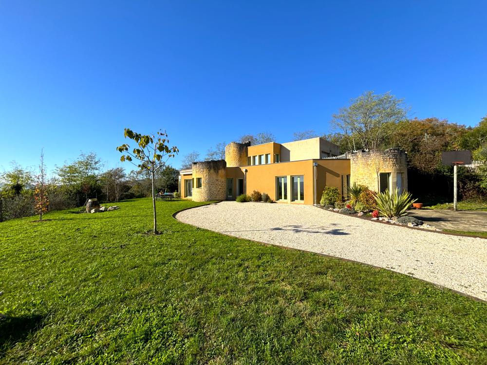 Bienvenue à la Villa des 4 tours !