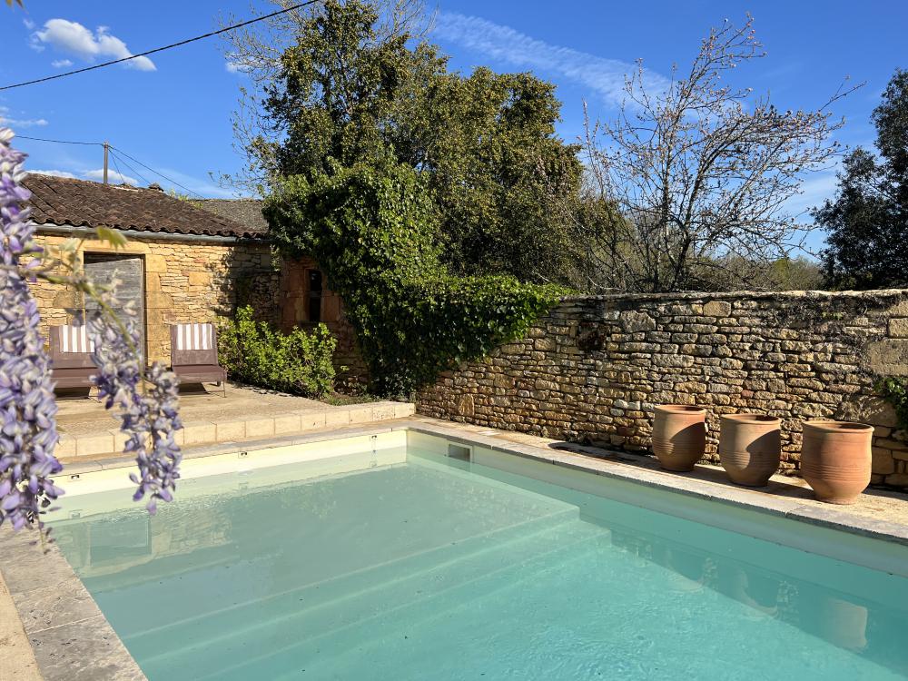 La piscine privée et chauffée 