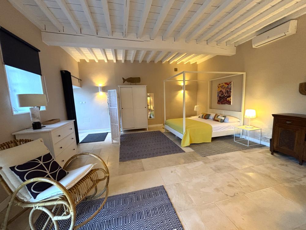 La Maison d'Amis offre un spacieux hébergement pour 2 hôtes 